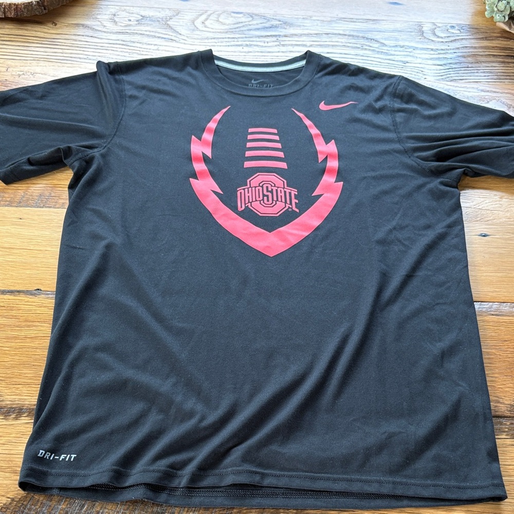 Nike Black and Red Ohio State Dri-FIT Men's Tee  - Size M